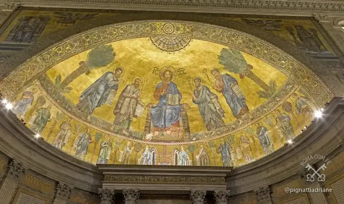 O mosaico da abside, com Cristo Pantocrator e os apóstolos.
